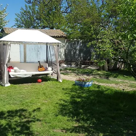 Casa Bunicilor Granny's House Jurilovca