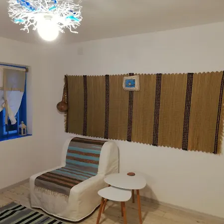 Casa Bunicilor Granny's House Σπίτι διακοπών Jurilovca