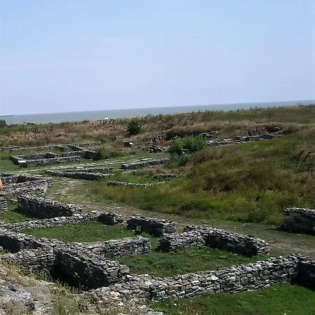 Casa Bunicilor Granny's House Jurilovca