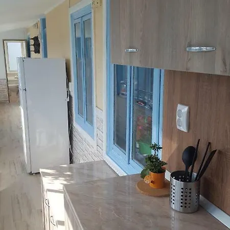 Casa Bunicilor Granny's House Jurilovca