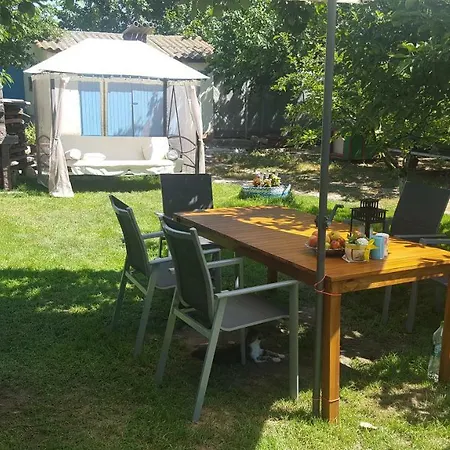 Casa Bunicilor Granny's House